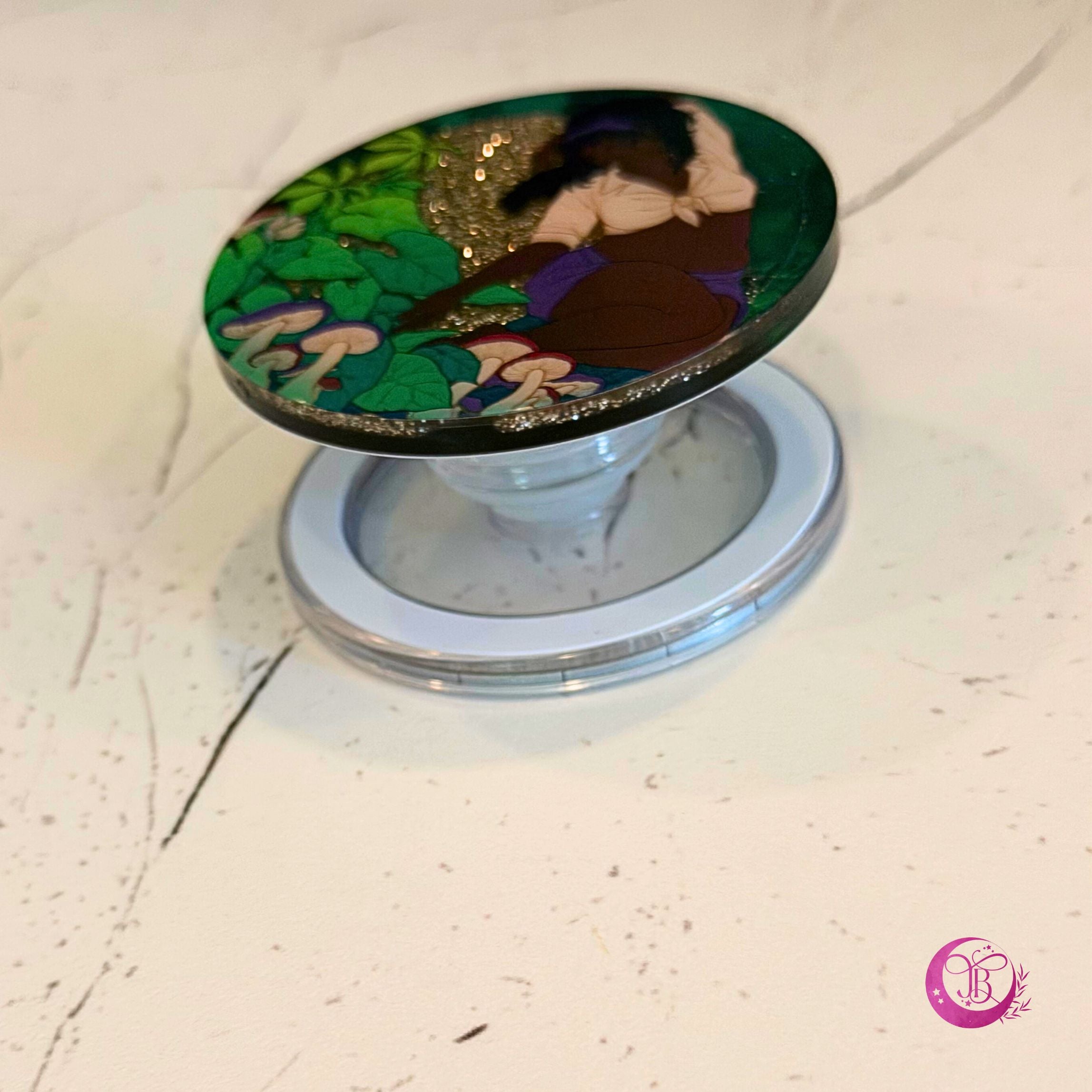 eReader Grip: Abduction Candidate Pinup Girl Mushroom